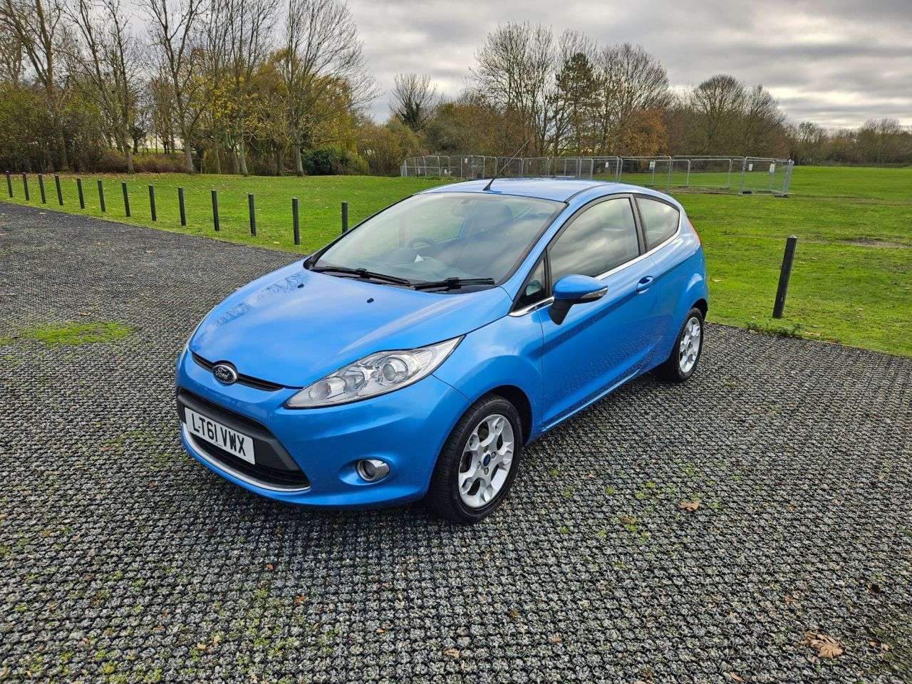 2011 FORD FIESTA 2011 FORD FIESTA