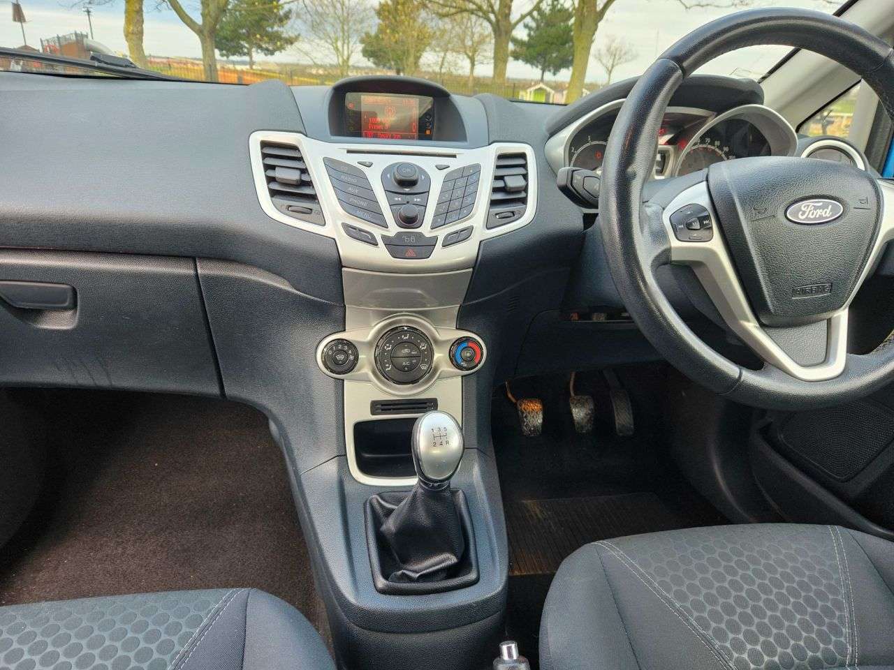 2011 FORD FIESTA 2011 FORD FIESTA