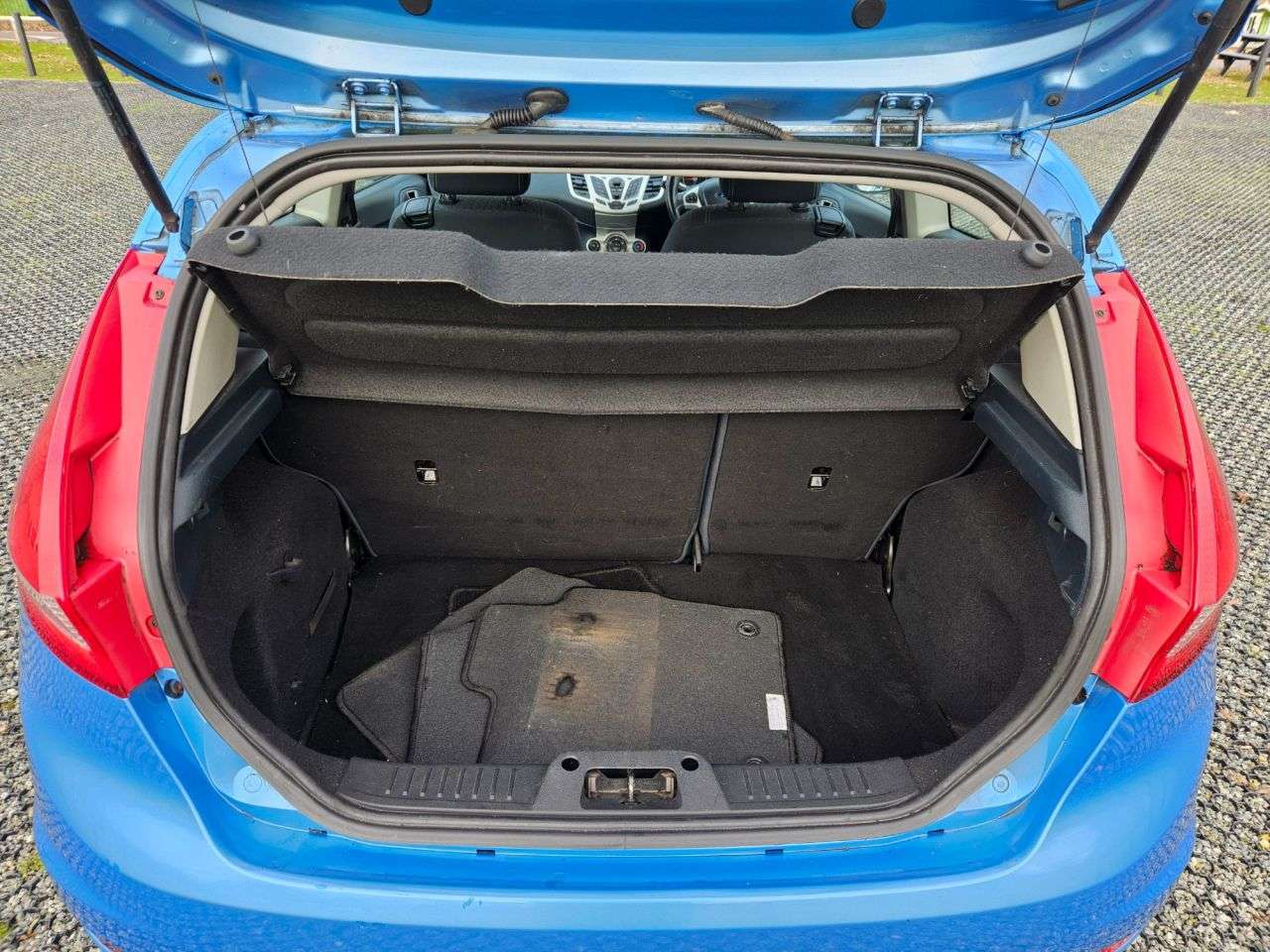 2011 FORD FIESTA 2011 FORD FIESTA