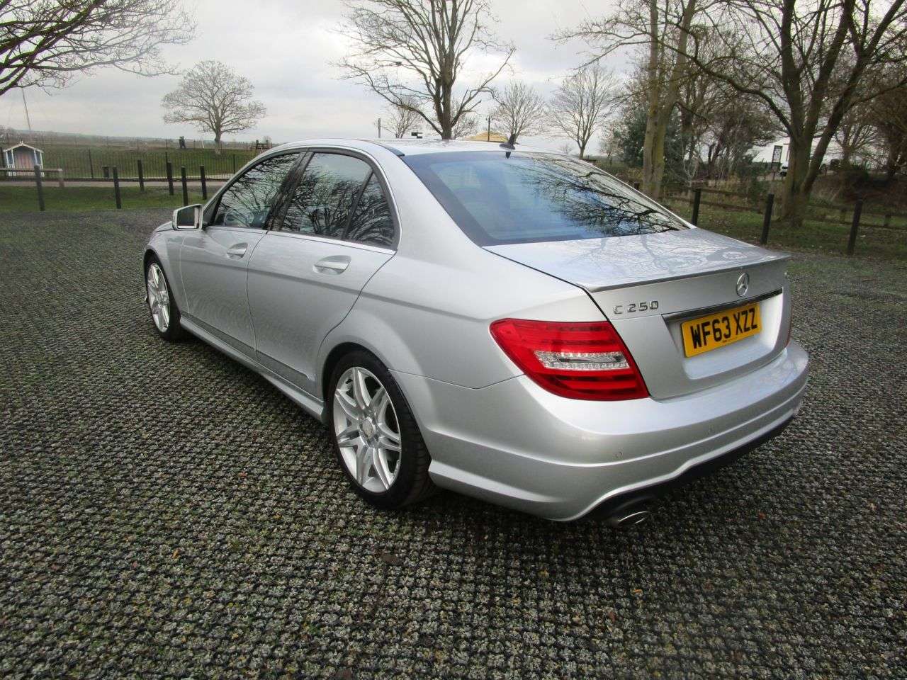 A 2013 MERCEDES-BENZ C-CLASS C250 CDI BlueEFFICIENCY AMG Sport Plus 4 door Auto Diesel Automatic A 2013 MERCEDES-BENZ C-CLASS C250 CDI BlueEFFICIENCY AMG Sport Plus 4 door Auto Diesel Automatic
