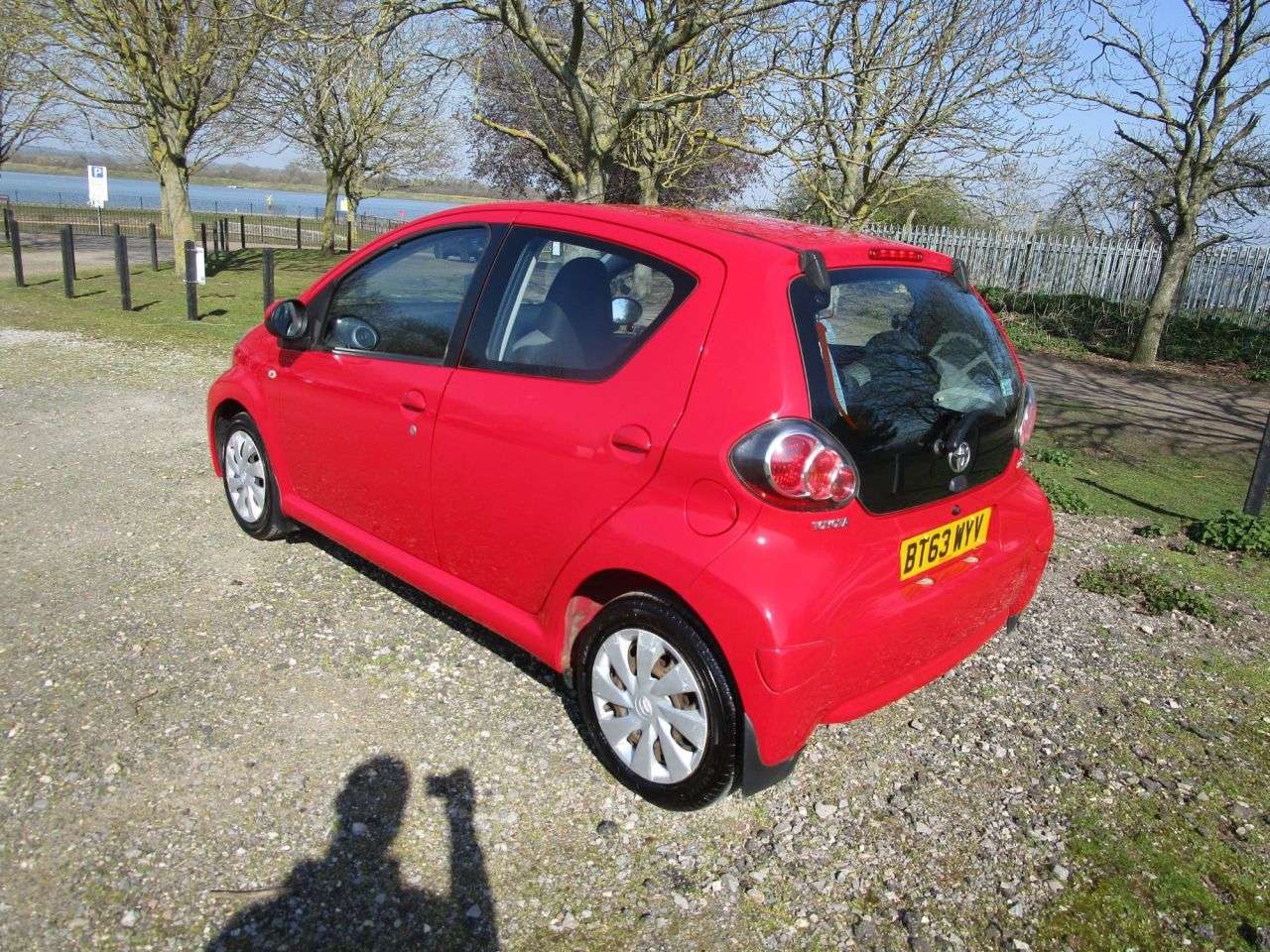A 2014 TOYOTA AYGO 1.0 VVT-i Move 5 door Petrol A 2014 TOYOTA AYGO 1.0 VVT-i Move 5 door Petrol