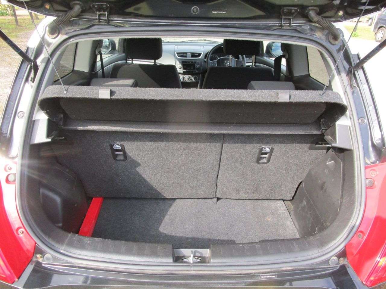 2014 SUZUKI SWIFT 2014 SUZUKI SWIFT