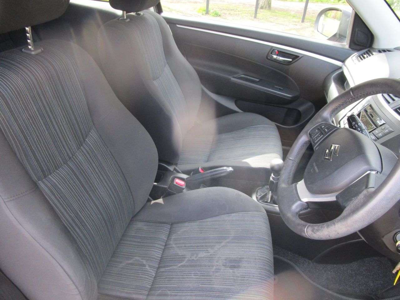 2014 SUZUKI SWIFT 2014 SUZUKI SWIFT