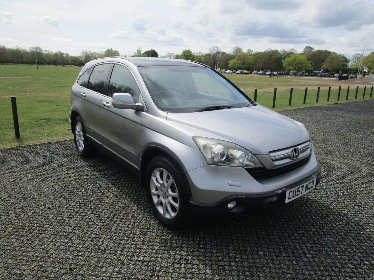 A 2007 HONDA CR-V 2.2 i-CTDi EX 5 door 4x4 Diesel A 2007 HONDA CR-V 2.2 i-CTDi EX 5 door 4x4 Diesel