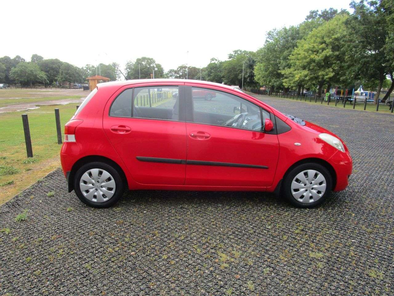 2009 TOYOTA YARIS 2009 TOYOTA YARIS