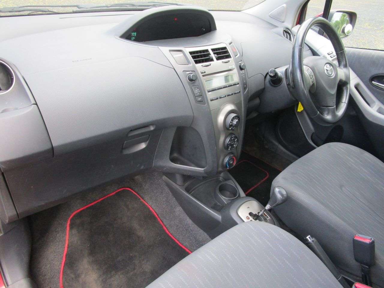 2009 TOYOTA YARIS 2009 TOYOTA YARIS