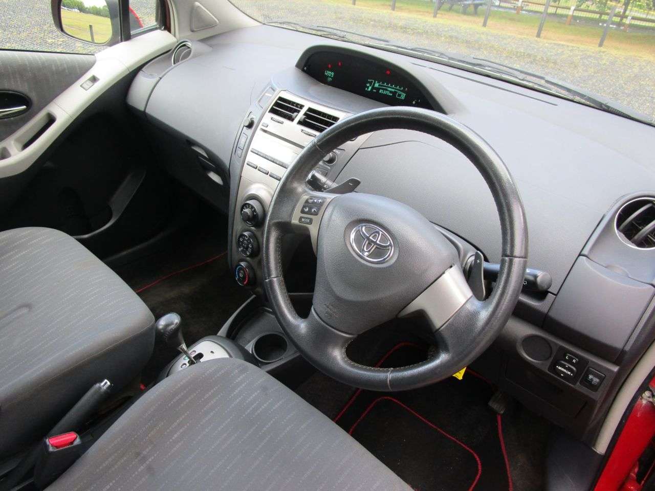 2009 TOYOTA YARIS 2009 TOYOTA YARIS