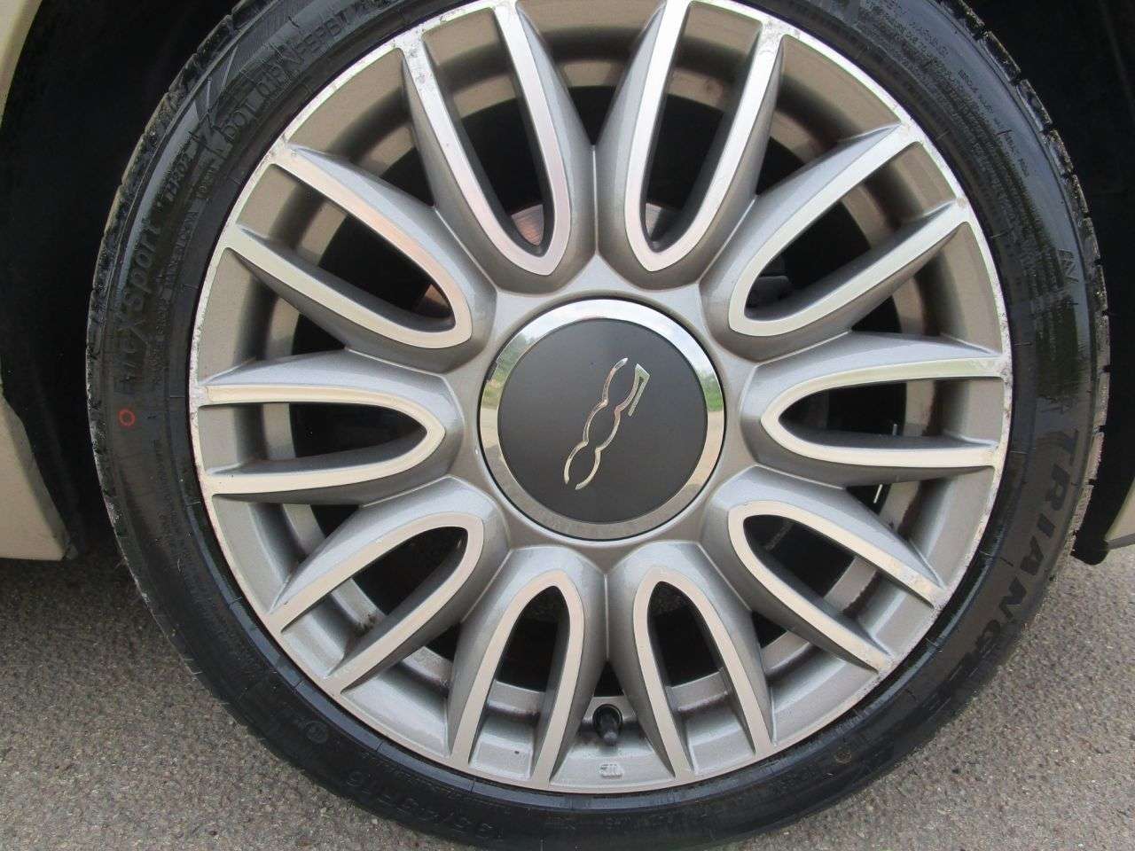 2015 FIAT 500 2015 FIAT 500