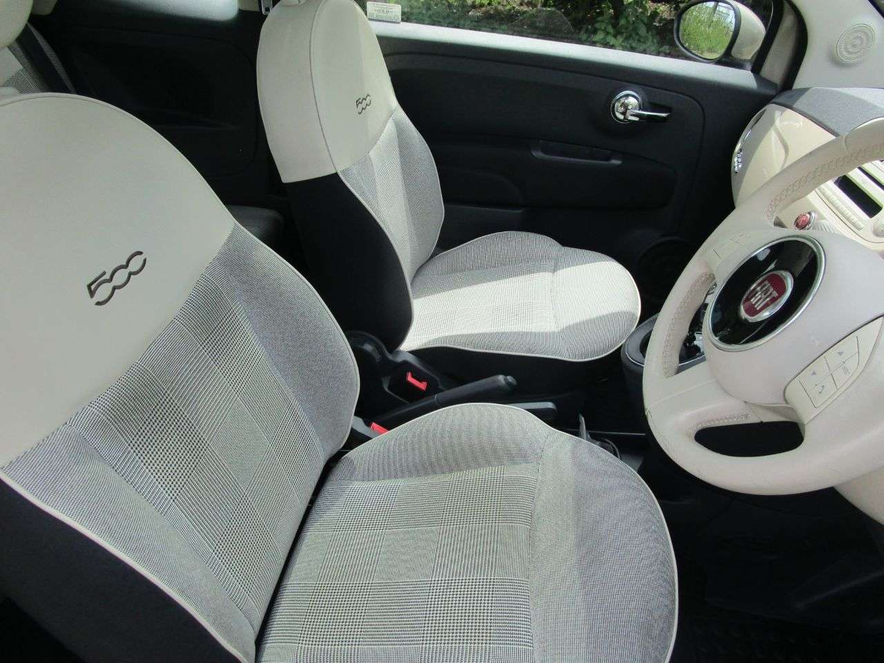 2015 FIAT 500 2015 FIAT 500