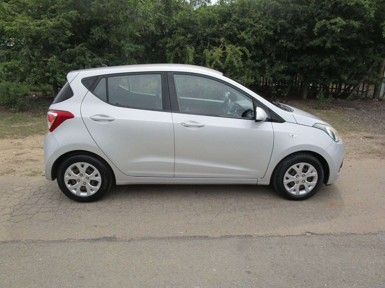 2014 HYUNDAI I10 2014 HYUNDAI I10