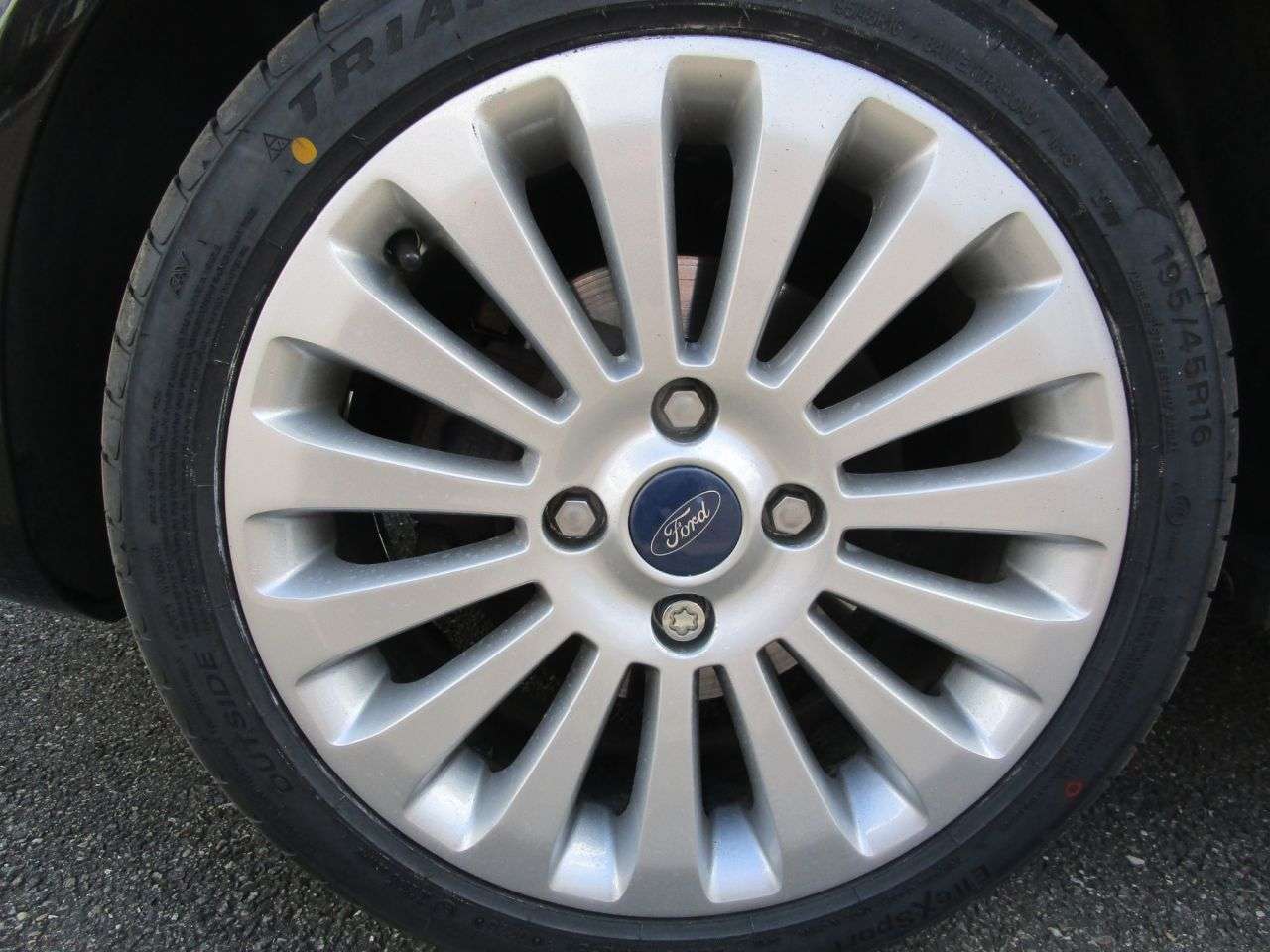 2009 FORD FIESTA 2009 FORD FIESTA