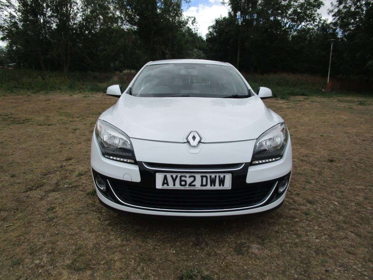 2012 RENAULT MEGANE 2012 RENAULT MEGANE