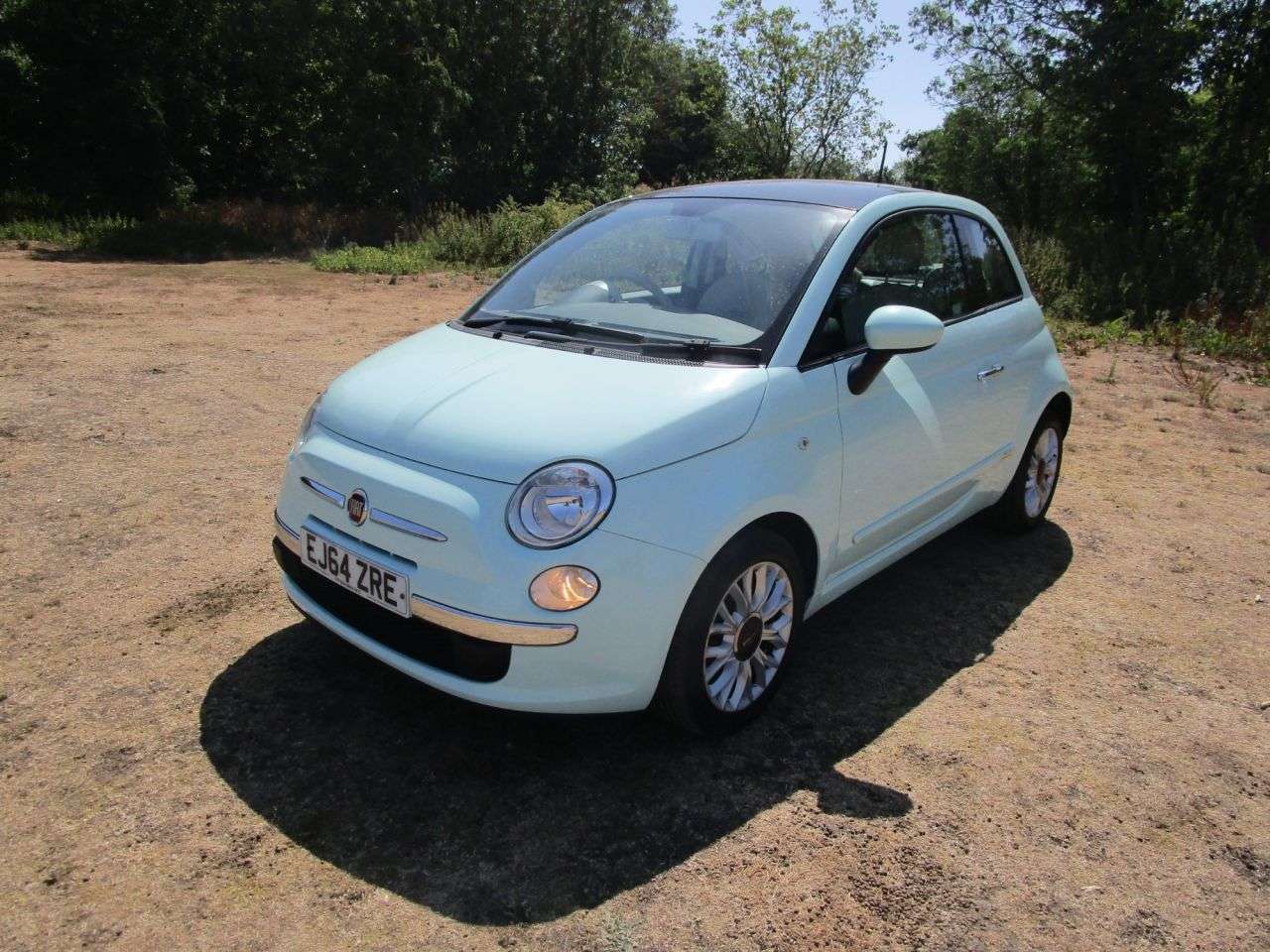 A 2015 FIAT 500 1.2 Lounge 3 door Petrol A 2015 FIAT 500 1.2 Lounge 3 door Petrol