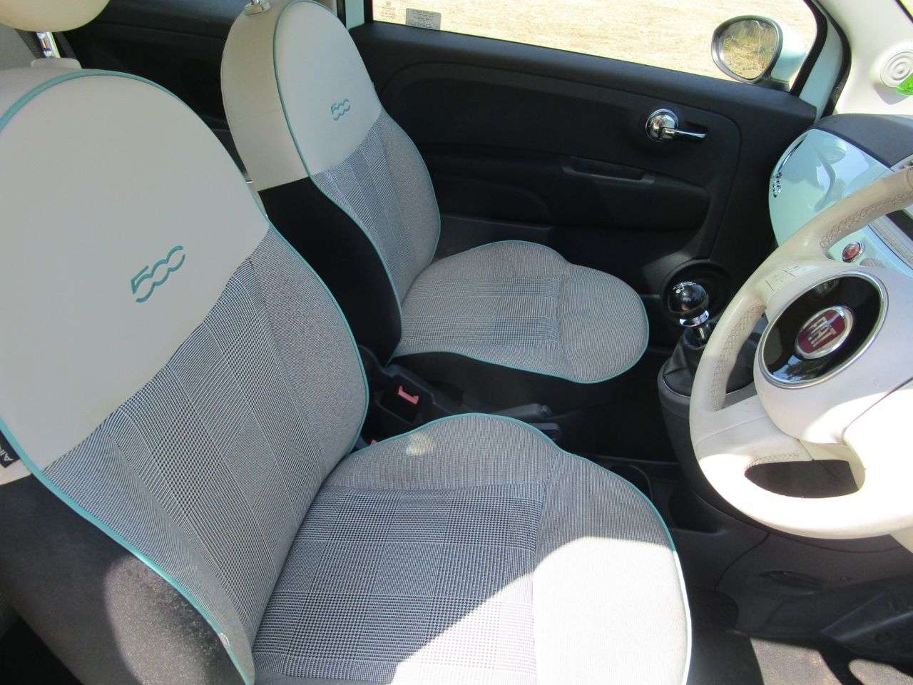 2015 FIAT 500 2015 FIAT 500
