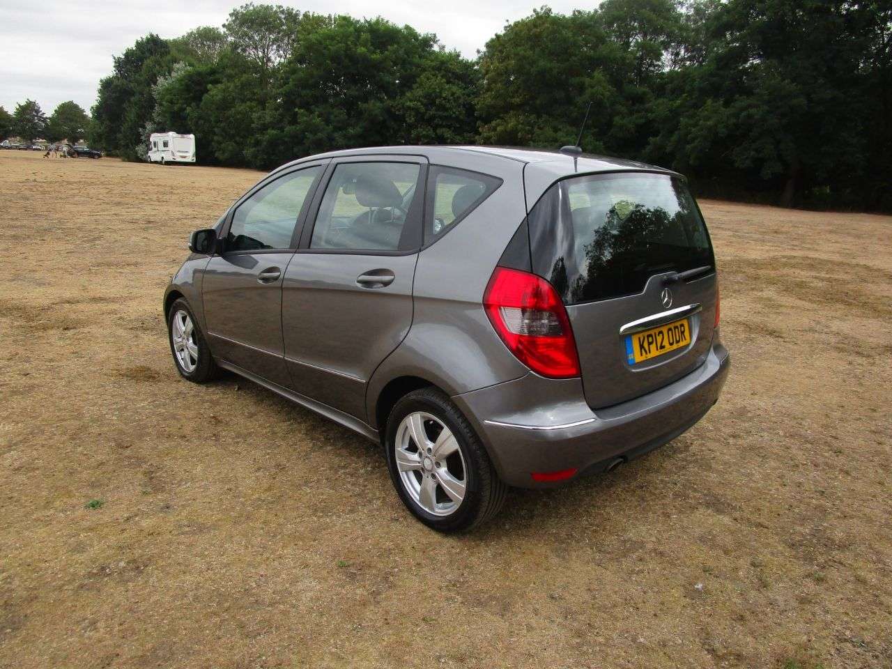 A 2012 MERCEDES-BENZ A CLASS A160 Avantgarde SE 5 door Auto Petrol Automatic A 2012 MERCEDES-BENZ A CLASS A160 Avantgarde SE 5 door Auto Petrol Automatic