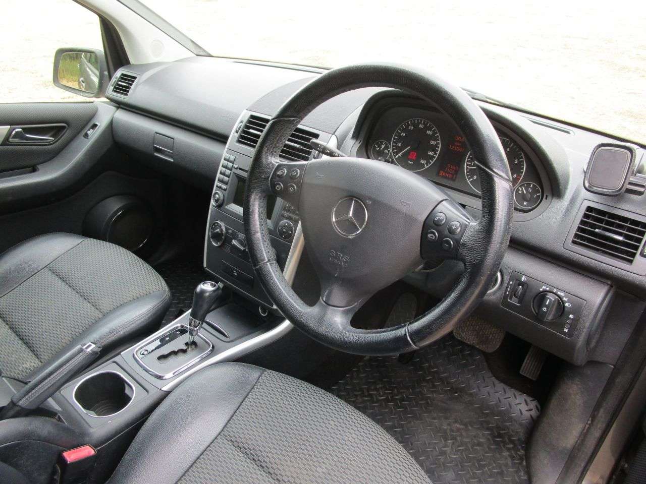 2012 MERCEDES-BENZ A CLASS 2012 MERCEDES-BENZ A CLASS