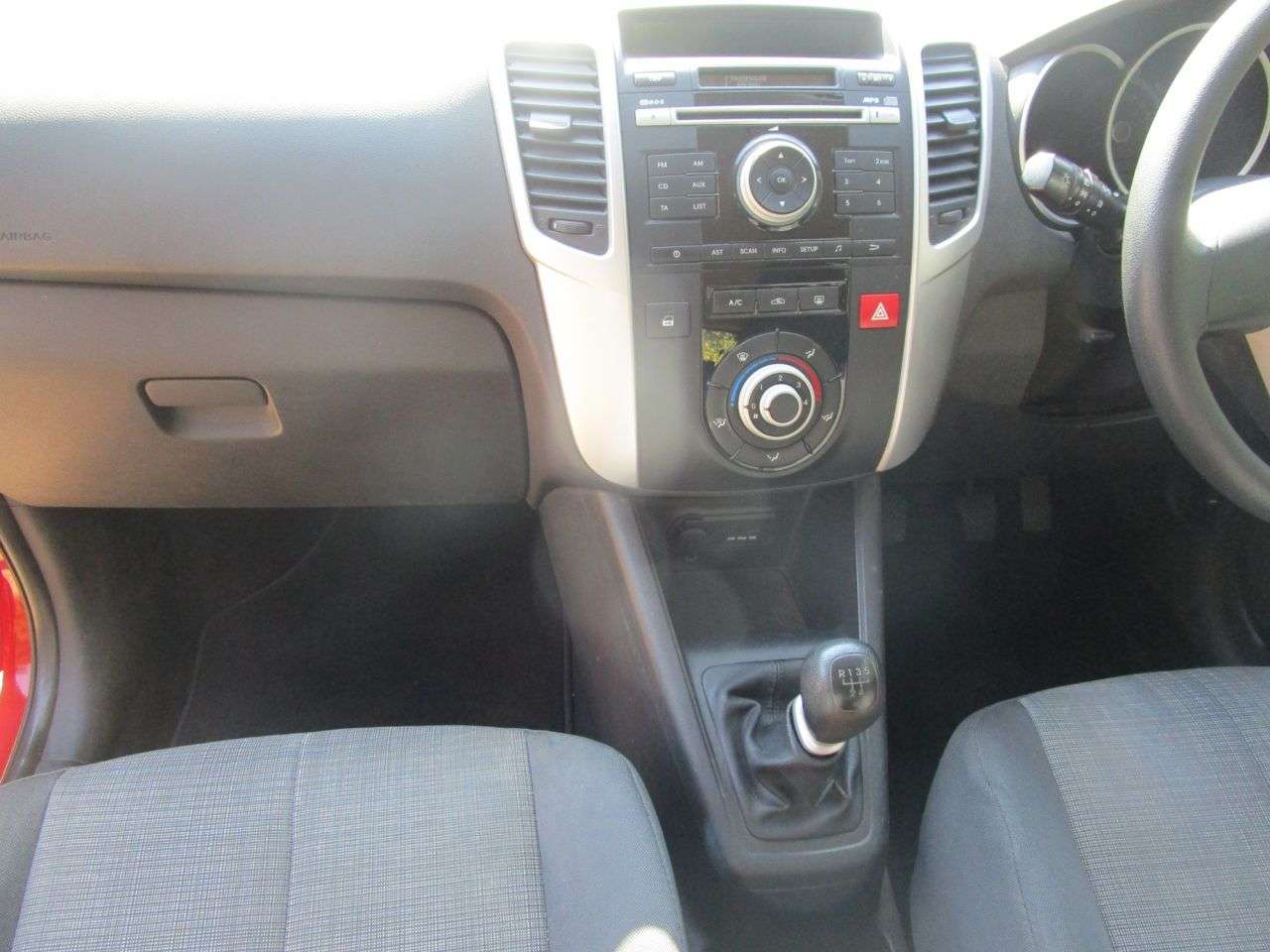 2012 KIA VENGA 2012 KIA VENGA
