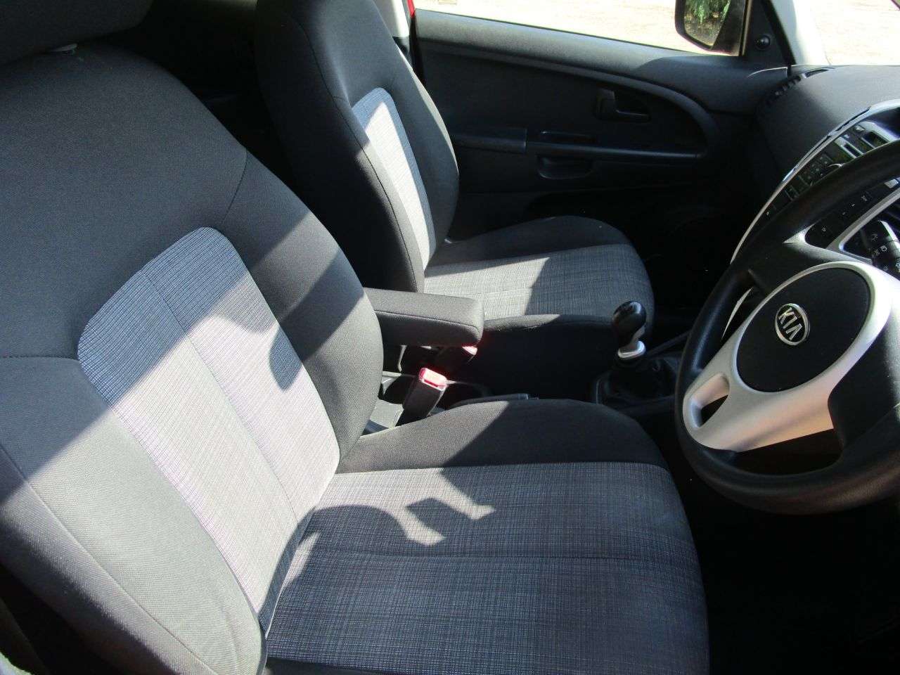 2012 KIA VENGA 2012 KIA VENGA