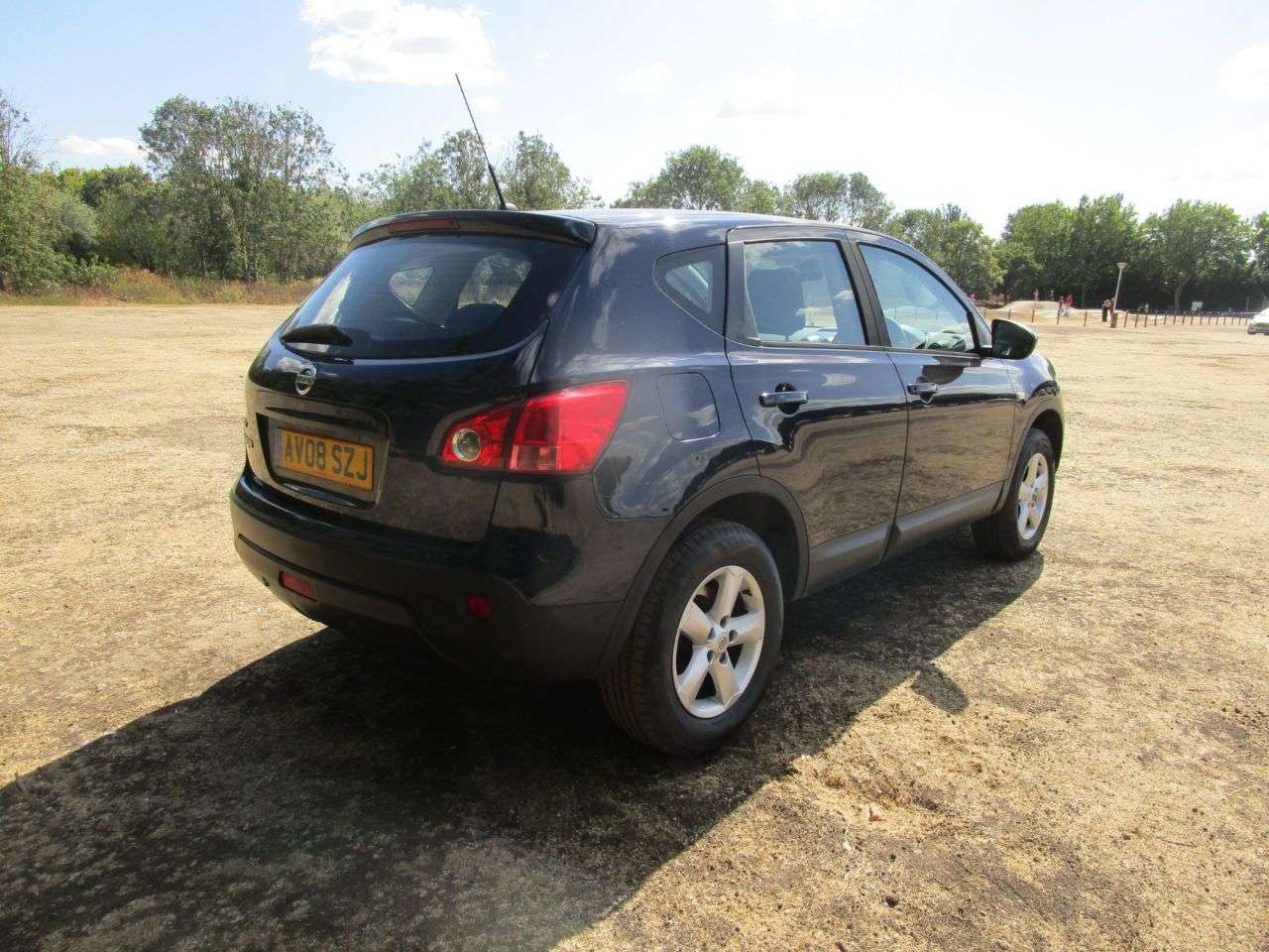A 2008 NISSAN QASHQAI 1.6 Acenta 5 door Petrol A 2008 NISSAN QASHQAI 1.6 Acenta 5 door Petrol