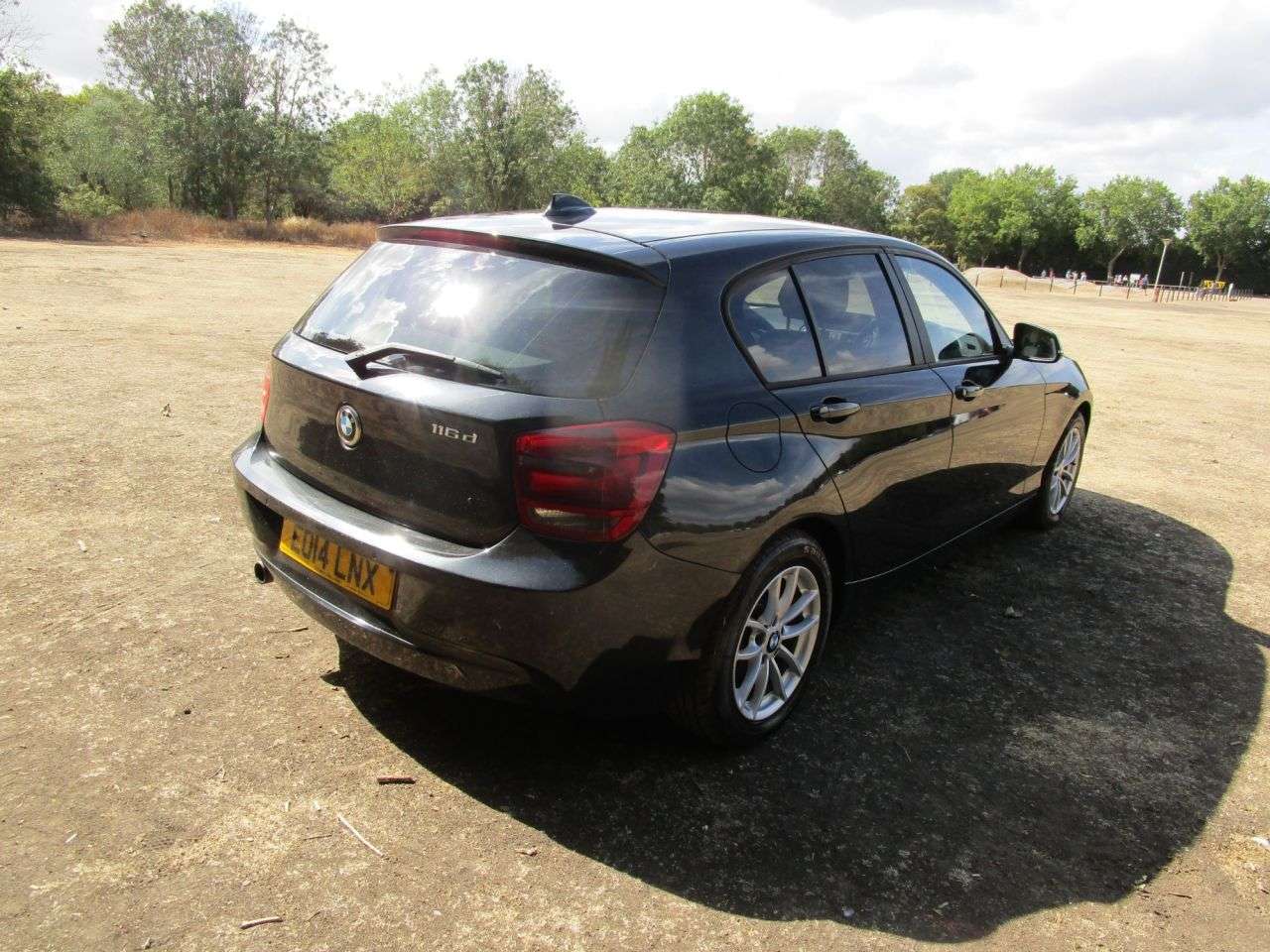 A 2014 BMW 1 SERIES 116d EfficientDynamics Business 5 door Diesel A 2014 BMW 1 SERIES 116d EfficientDynamics Business 5 door Diesel
