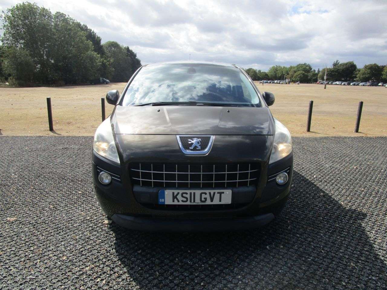 2011 PEUGEOT 3008 2011 PEUGEOT 3008