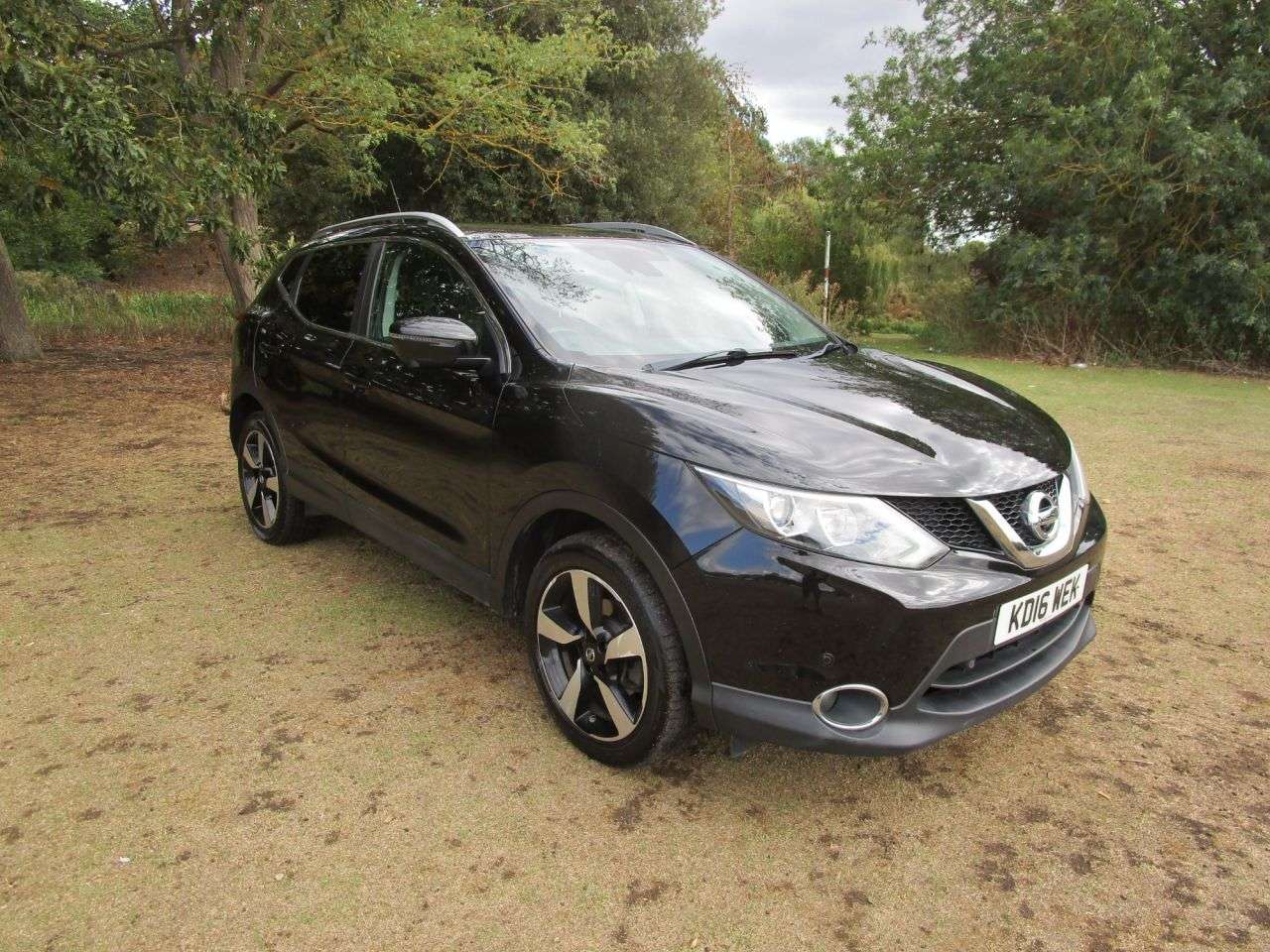 A 2016 NISSAN QASHQAI 1.5 dCi N-Connecta 5 door Diesel A 2016 NISSAN QASHQAI 1.5 dCi N-Connecta 5 door Diesel