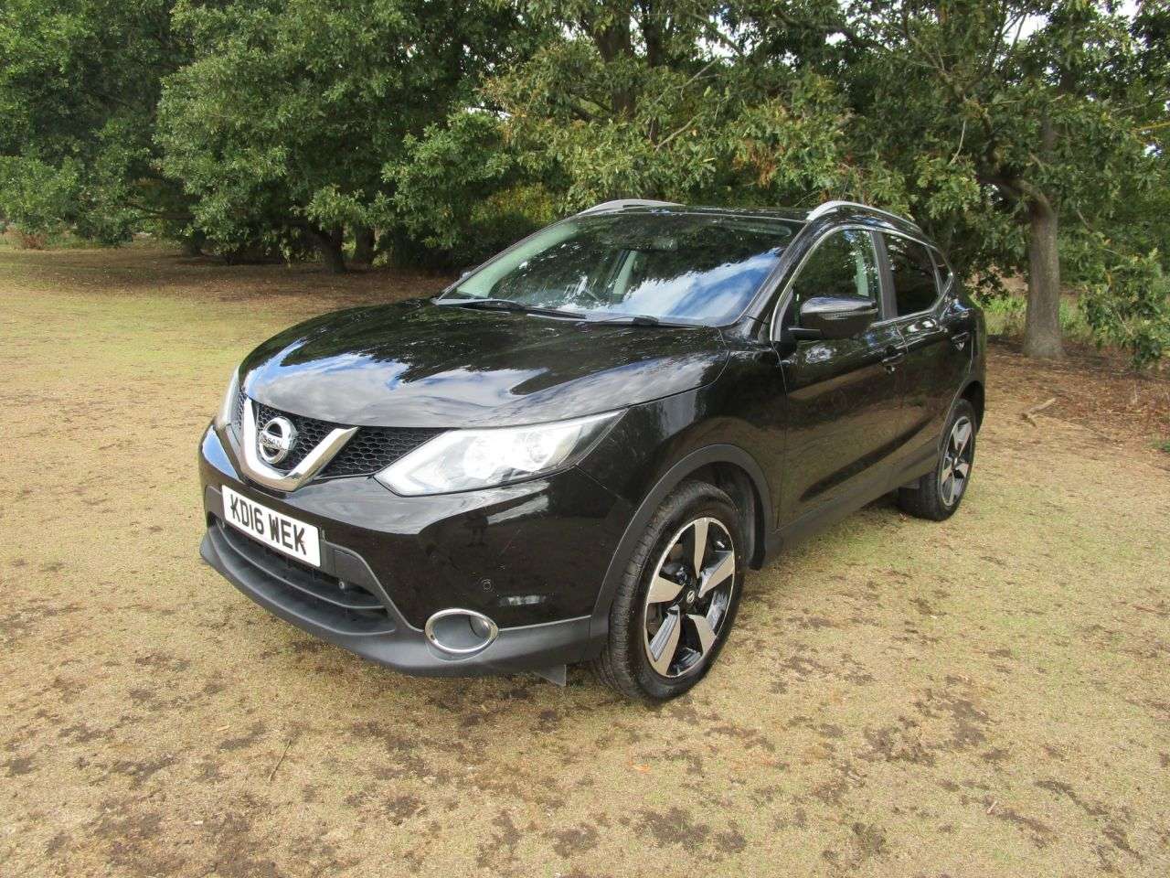 A 2016 NISSAN QASHQAI 1.5 dCi N-Connecta 5 door Diesel A 2016 NISSAN QASHQAI 1.5 dCi N-Connecta 5 door Diesel