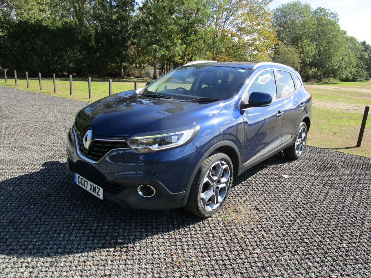 A 2017 RENAULT KADJAR 1.2 TCE Dynamique S Nav 5 door Petrol A 2017 RENAULT KADJAR 1.2 TCE Dynamique S Nav 5 door Petrol