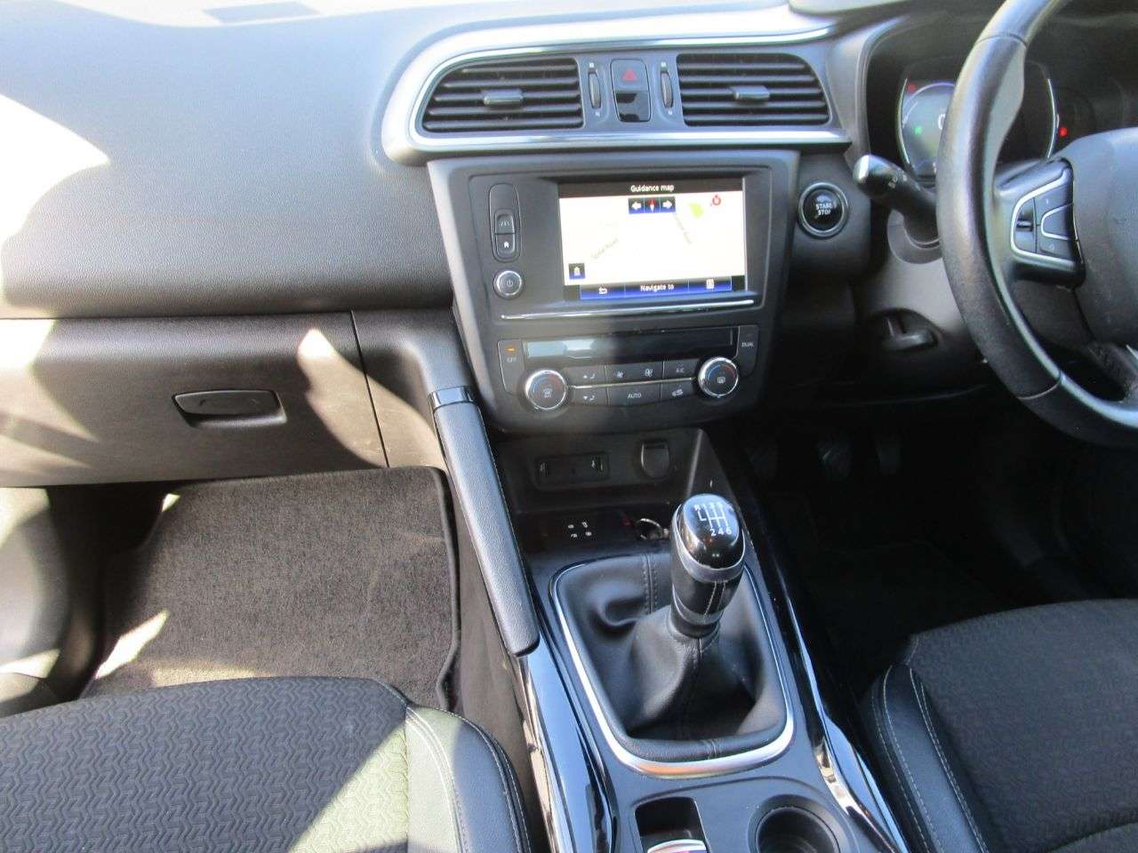 2017 RENAULT KADJAR 2017 RENAULT KADJAR