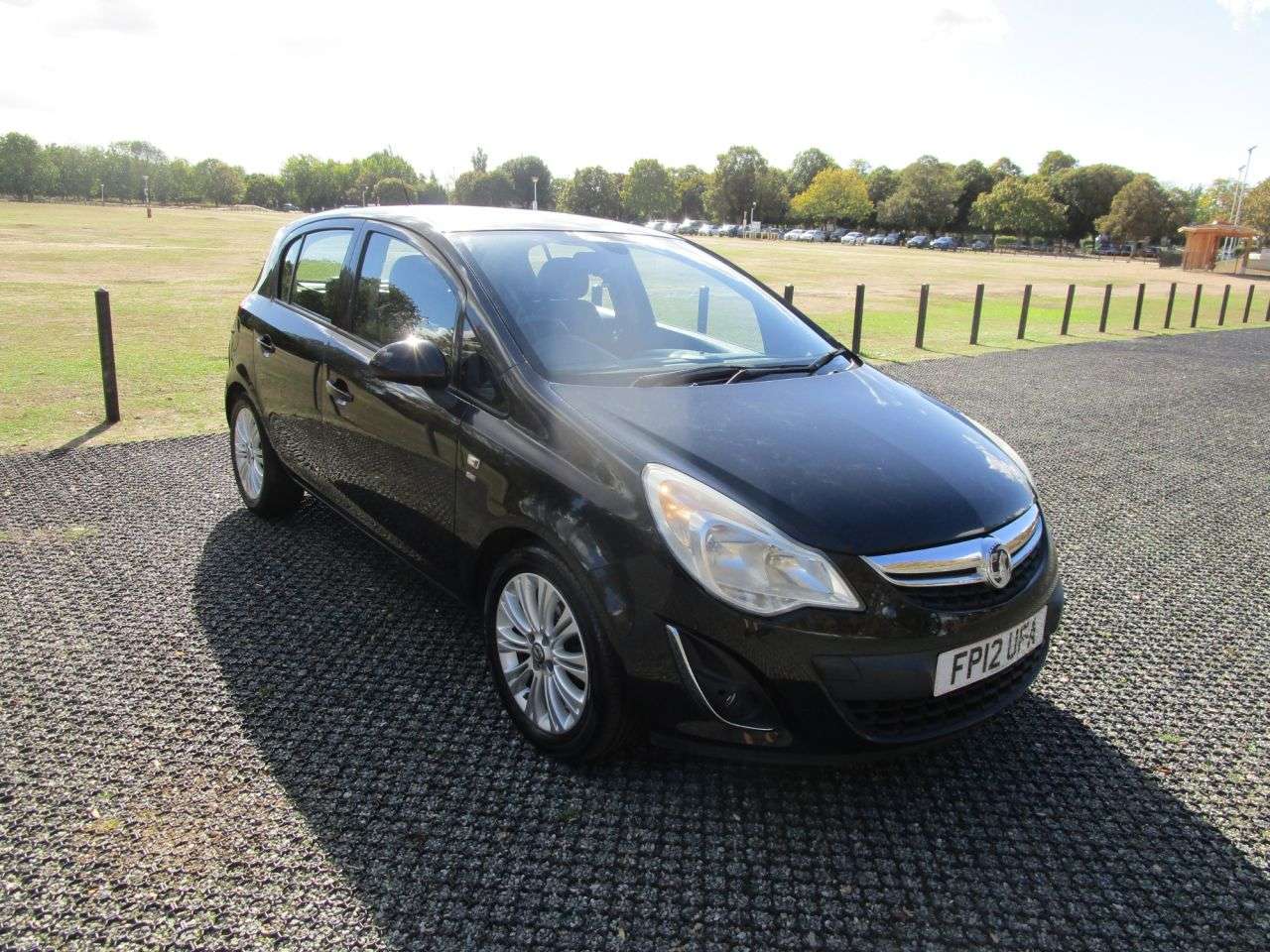A 2012 VAUXHALL CORSA 1.4 SE 5 door Auto Petrol Automatic A 2012 VAUXHALL CORSA 1.4 SE 5 door Auto Petrol Automatic
