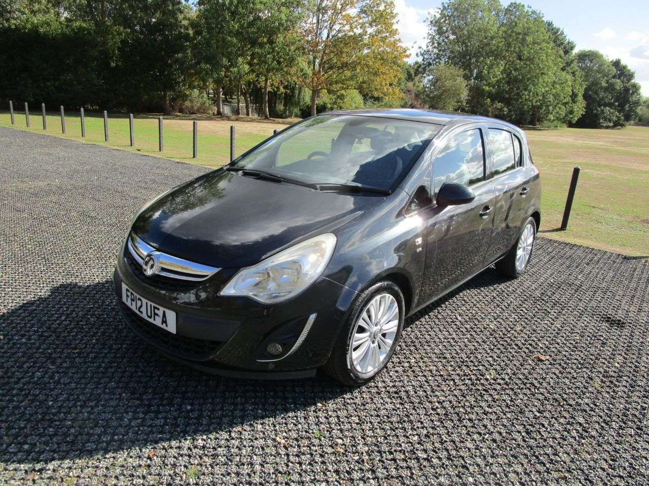 A 2012 VAUXHALL CORSA 1.4 SE 5 door Auto Petrol Automatic A 2012 VAUXHALL CORSA 1.4 SE 5 door Auto Petrol Automatic