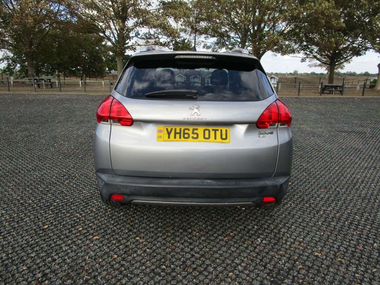 2015 PEUGEOT 2008 2015 PEUGEOT 2008