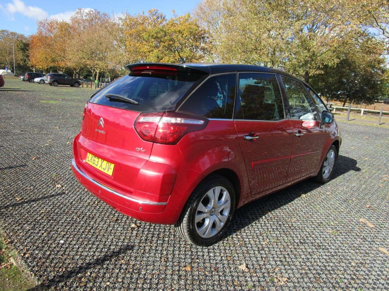 A 2013 CITROEN C4 PICASSO 1.6 HDi Platinum MPV 5 door Diesel A 2013 CITROEN C4 PICASSO 1.6 HDi Platinum MPV 5 door Diesel