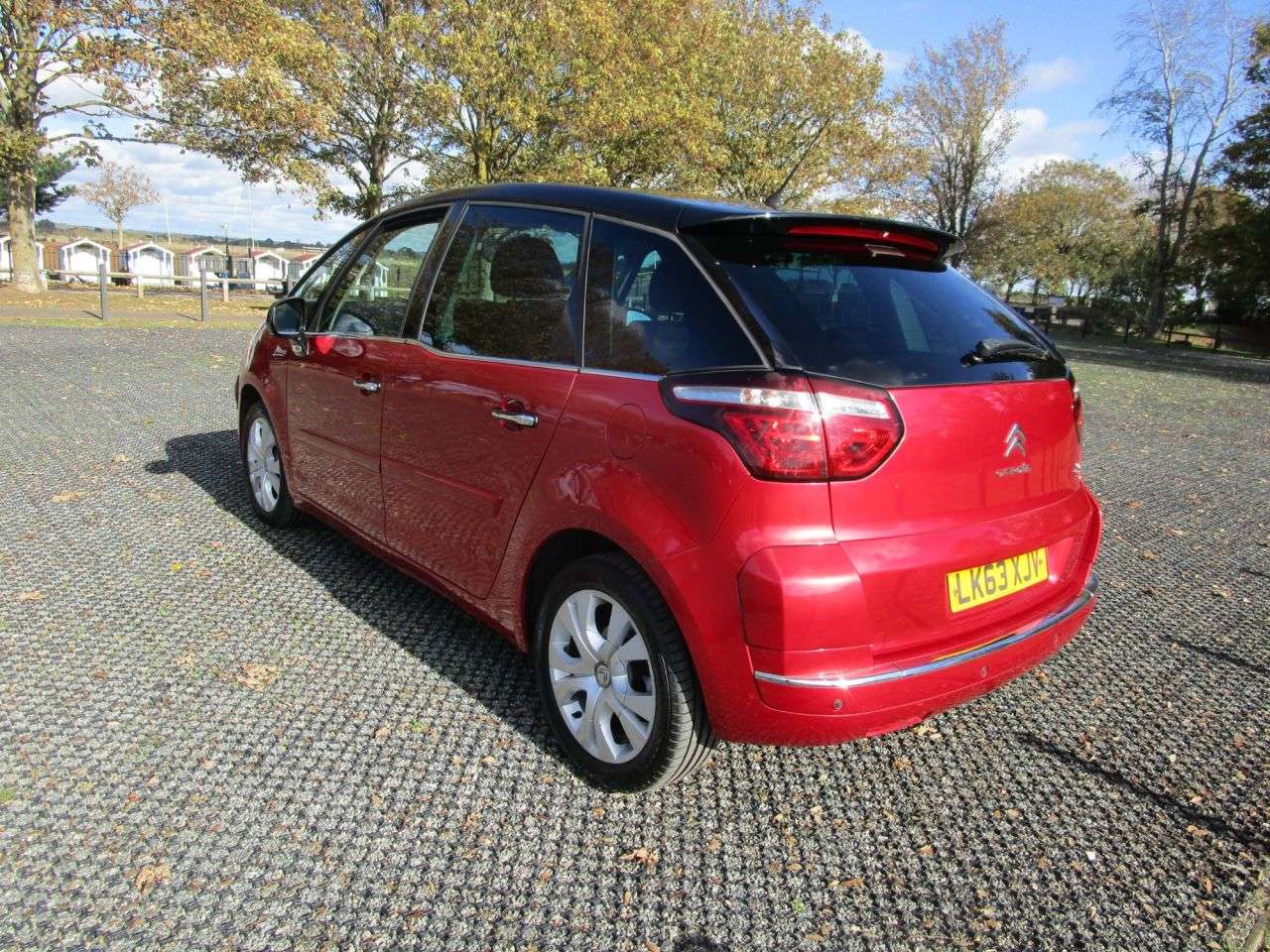 A 2013 CITROEN C4 PICASSO 1.6 HDi Platinum MPV 5 door Diesel A 2013 CITROEN C4 PICASSO 1.6 HDi Platinum MPV 5 door Diesel