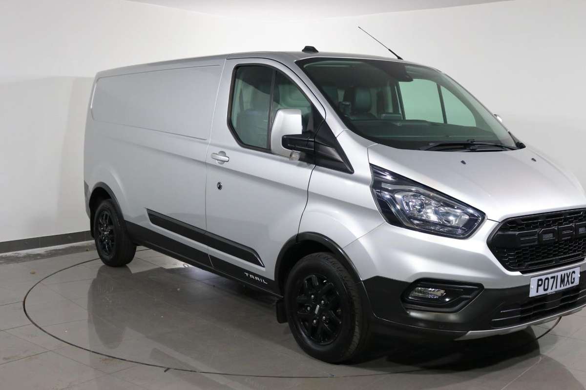 Check out this Ford Transit Custom 2021 Diesel Manual