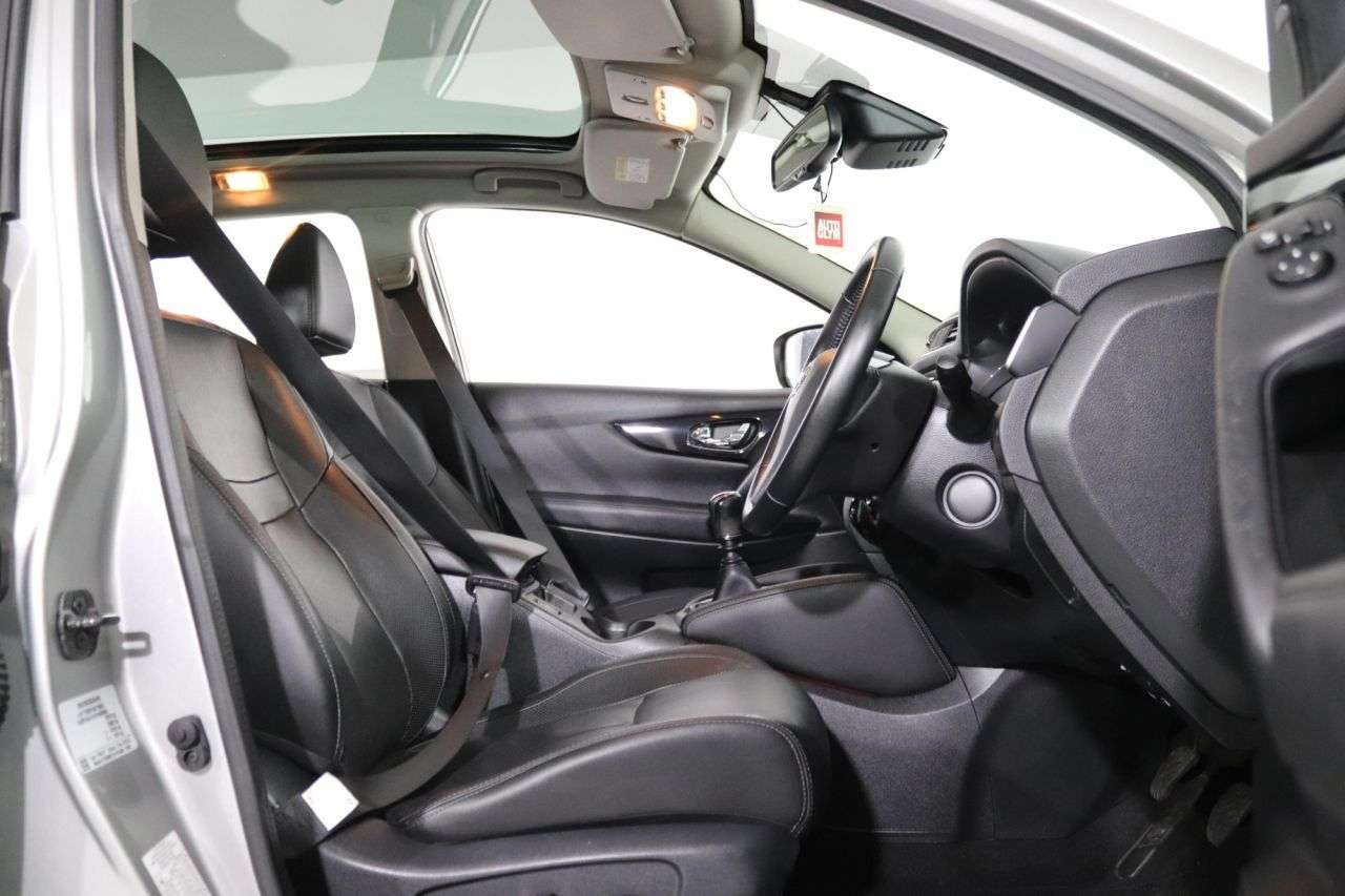 2015 NISSAN QASHQAI 2015 NISSAN QASHQAI