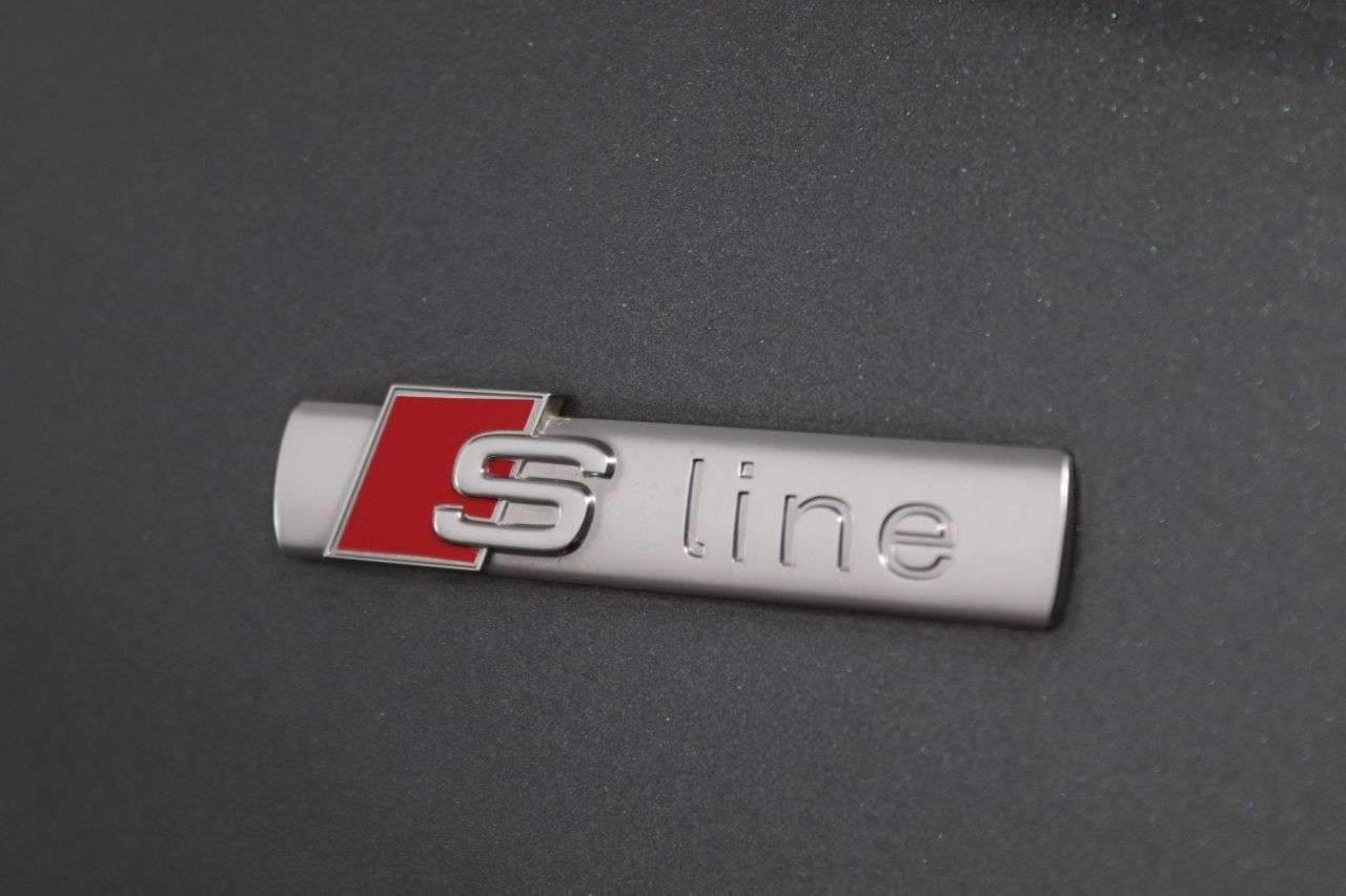 2017 AUDI Q3 2017 AUDI Q3