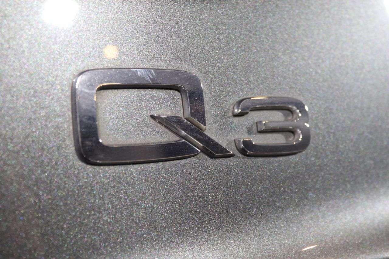 2017 AUDI Q3 2017 AUDI Q3