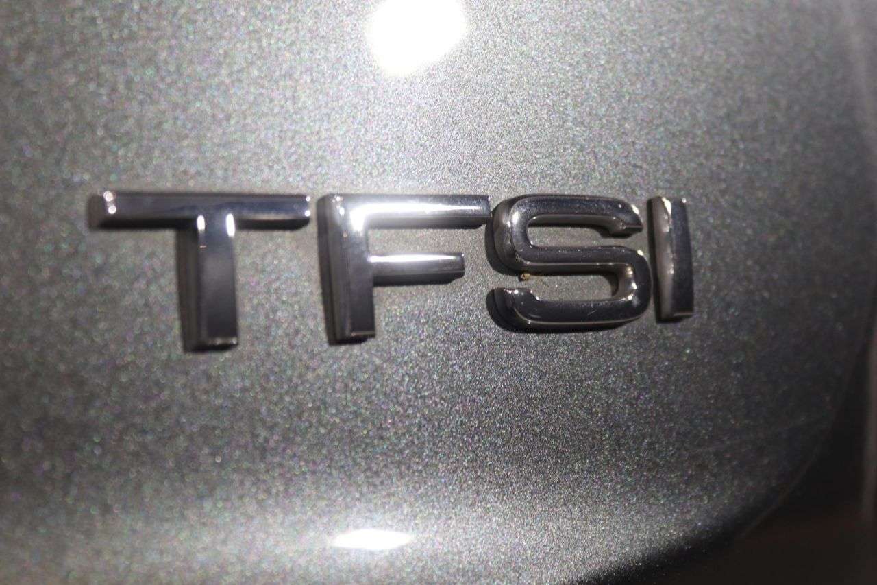 2017 AUDI Q3 2017 AUDI Q3