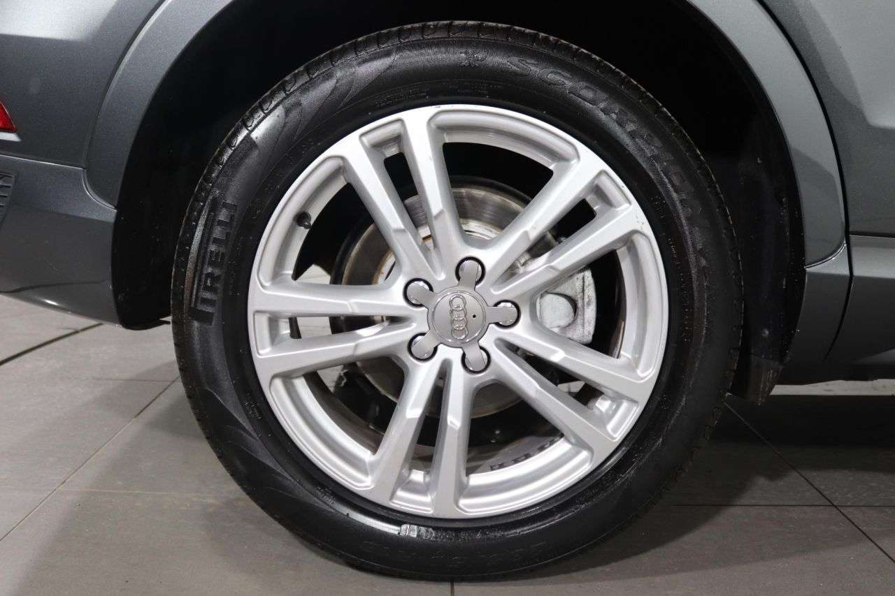 2017 AUDI Q3 2017 AUDI Q3