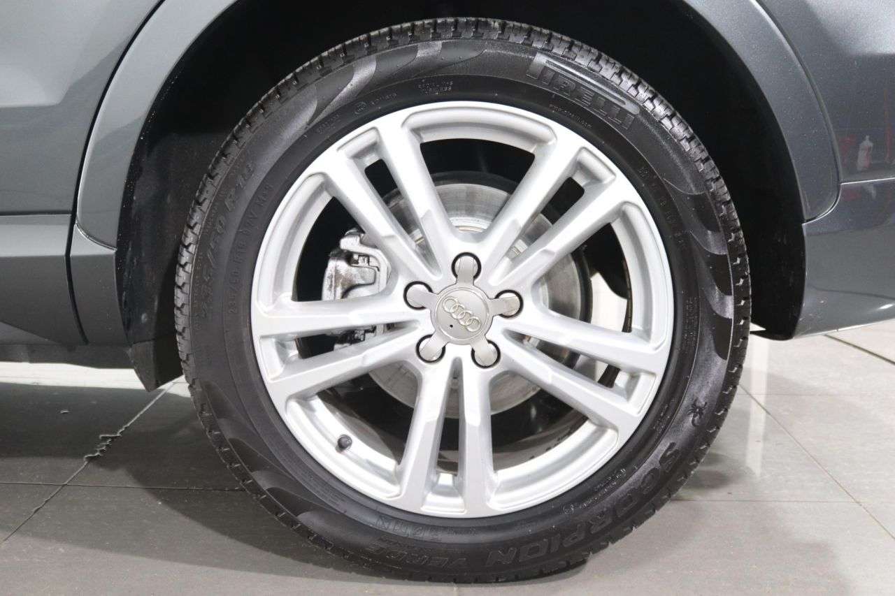 2017 AUDI Q3 2017 AUDI Q3