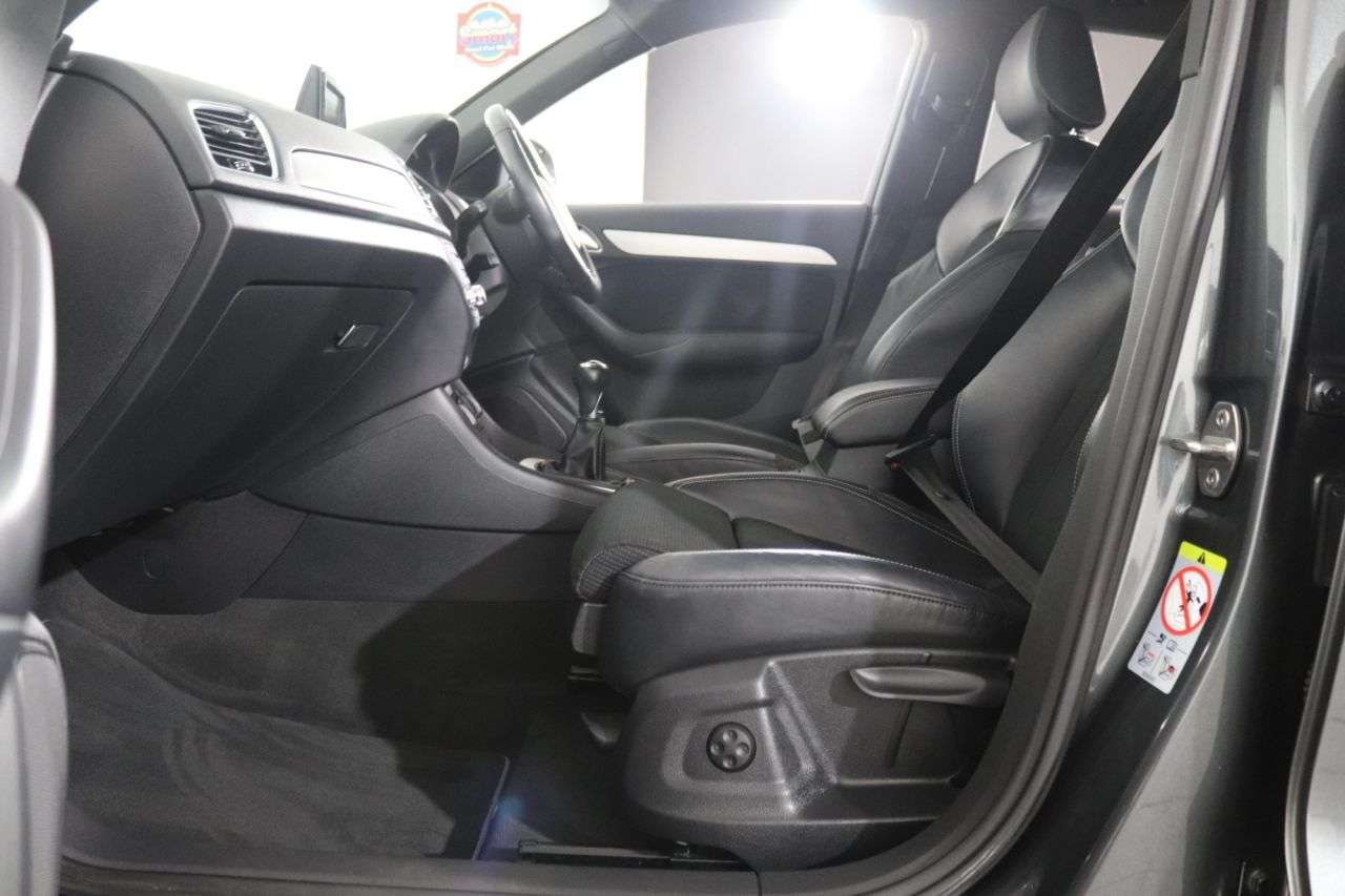 2017 AUDI Q3 2017 AUDI Q3