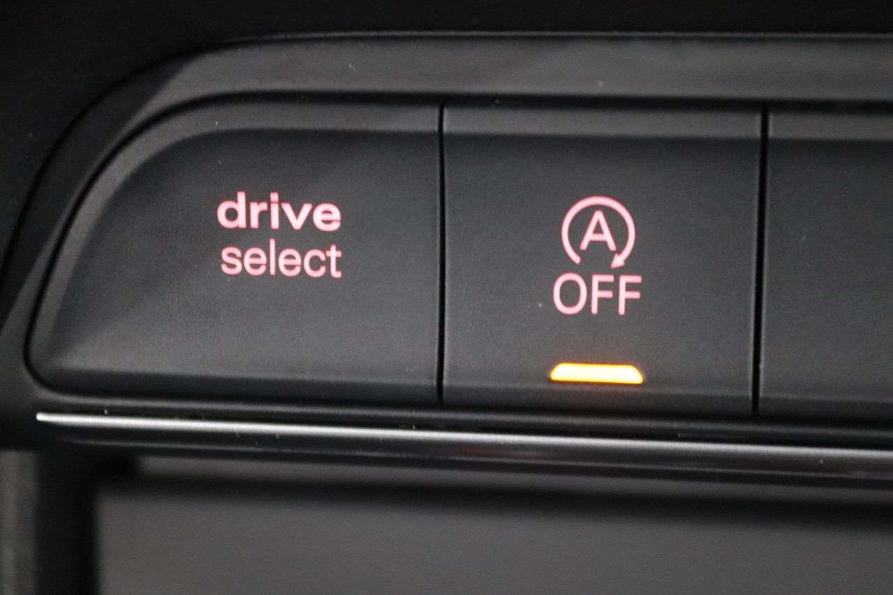 2017 AUDI Q3 2017 AUDI Q3