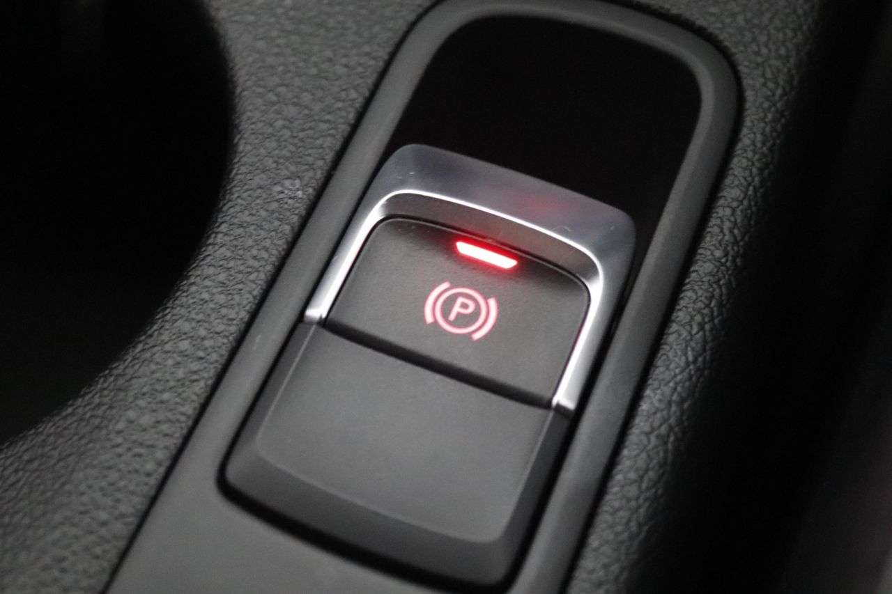 2017 AUDI Q3 2017 AUDI Q3