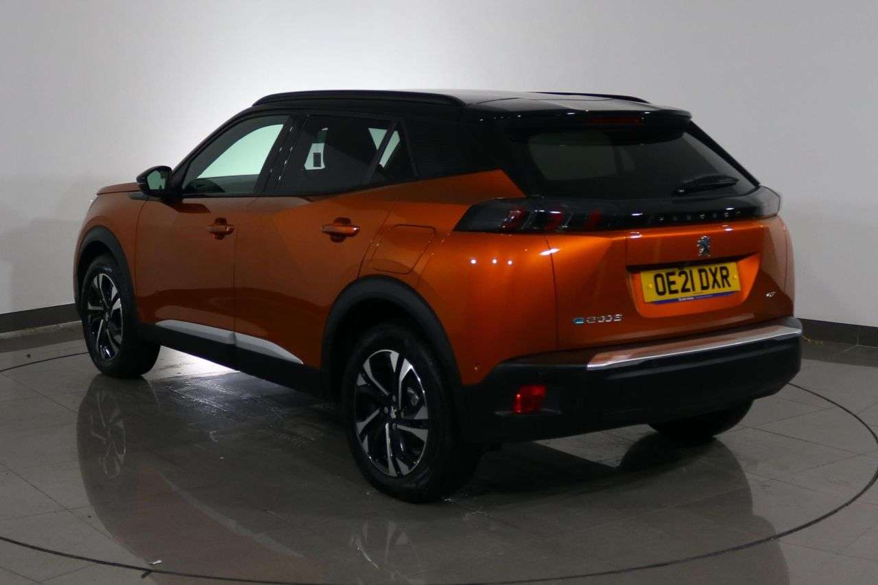 2021 PEUGEOT E-2008 2021 PEUGEOT E-2008