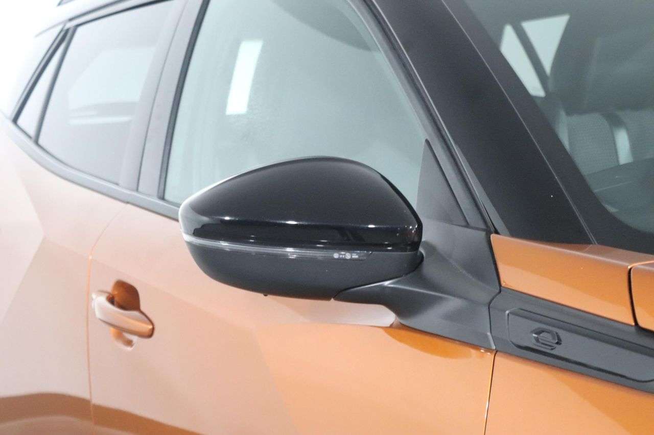 2021 PEUGEOT E-2008 2021 PEUGEOT E-2008