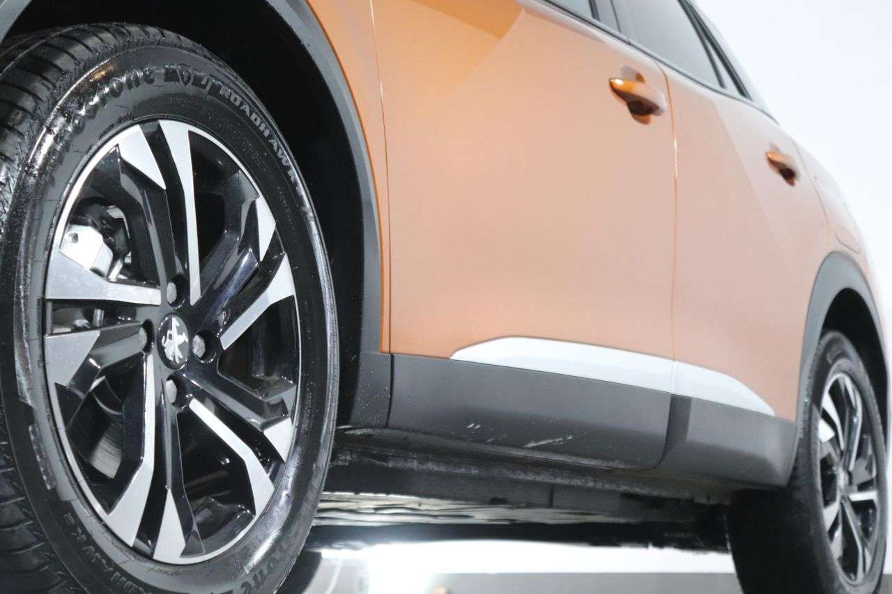 2021 PEUGEOT E-2008 2021 PEUGEOT E-2008