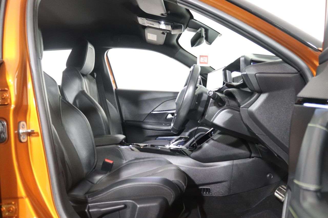 2021 PEUGEOT E-2008 2021 PEUGEOT E-2008