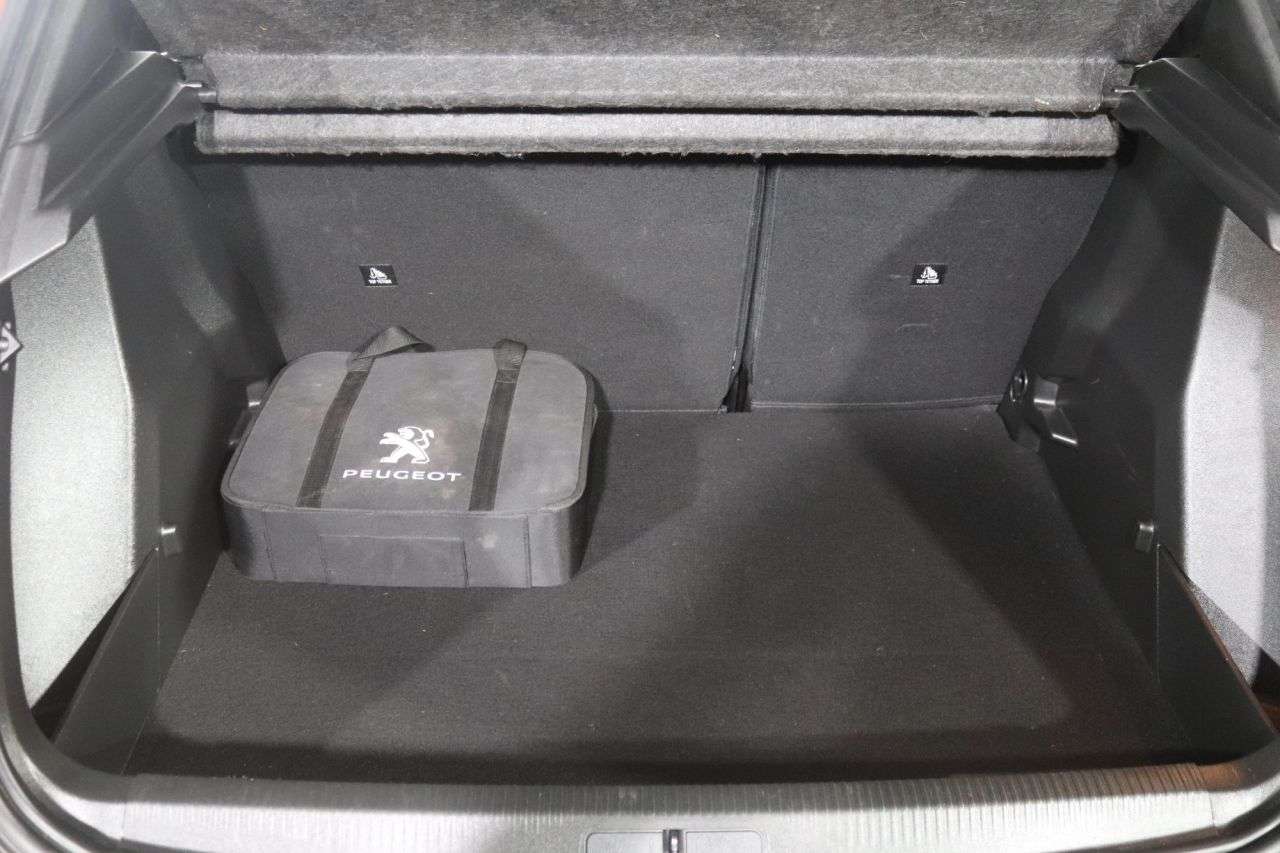 2021 PEUGEOT E-2008 2021 PEUGEOT E-2008