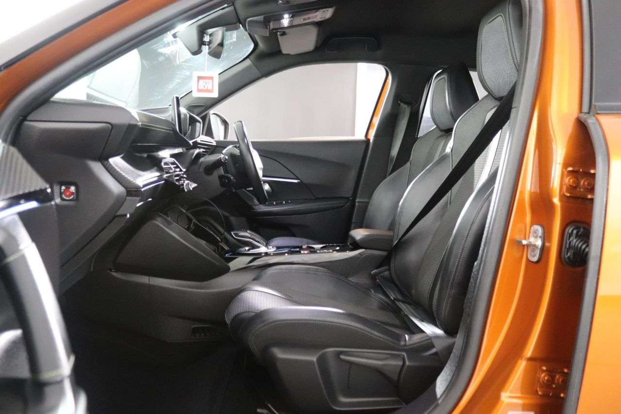 2021 PEUGEOT E-2008 2021 PEUGEOT E-2008